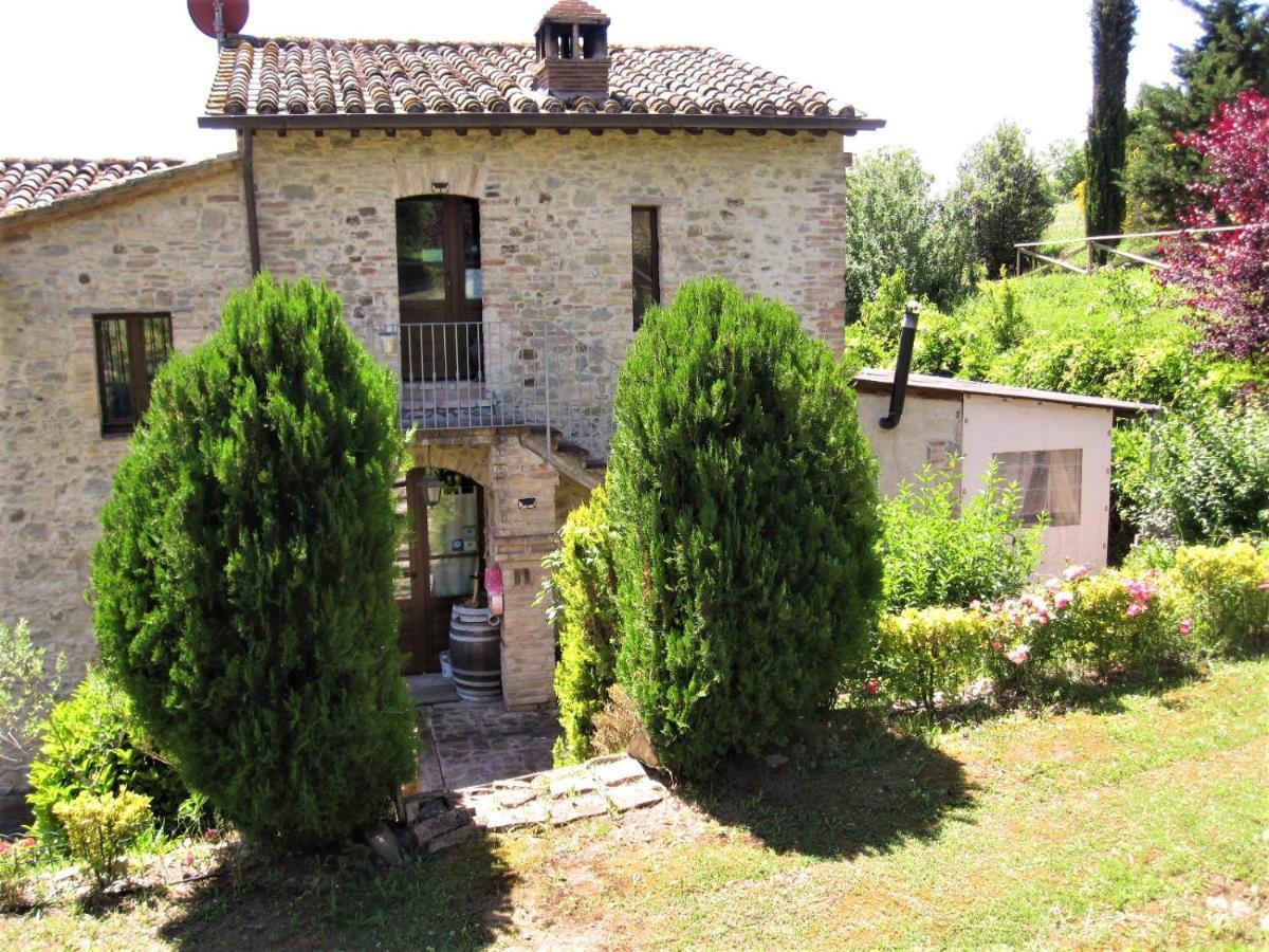 La Pietra Rara B&B Montone  Exterior photo